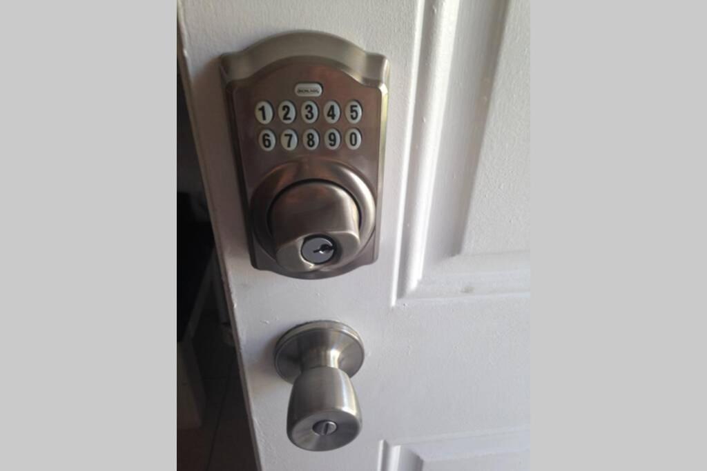 1 Bedroom Apt Near Coconut Grove Miami Exteriör bild